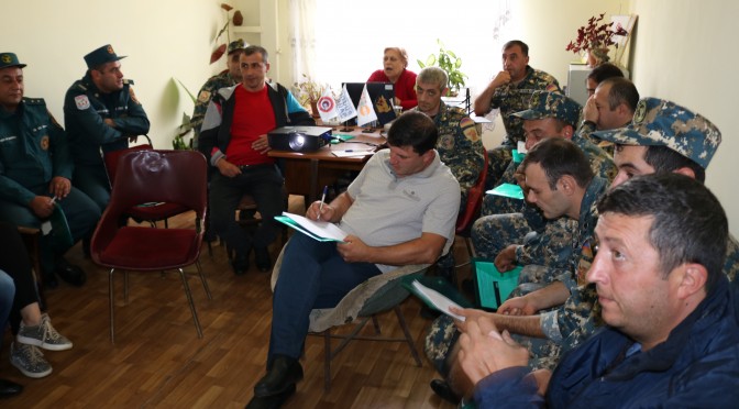 PREPARATION TRAININGS FOR MEDICAL STAFF AND RESCUERS (Photos)